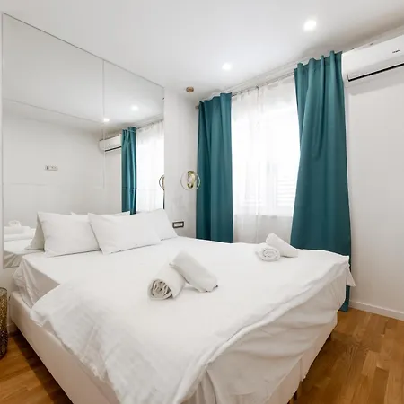M&M Apartments Makarska Exterior photo