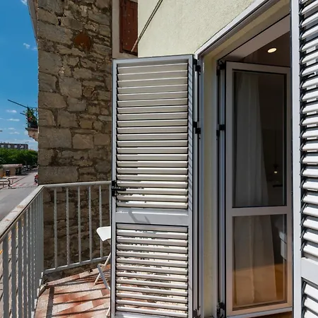 M&M Apartments Makarska Exterior photo
