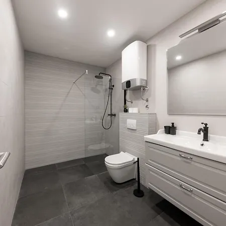 M&M Apartments Makarska Exterior photo